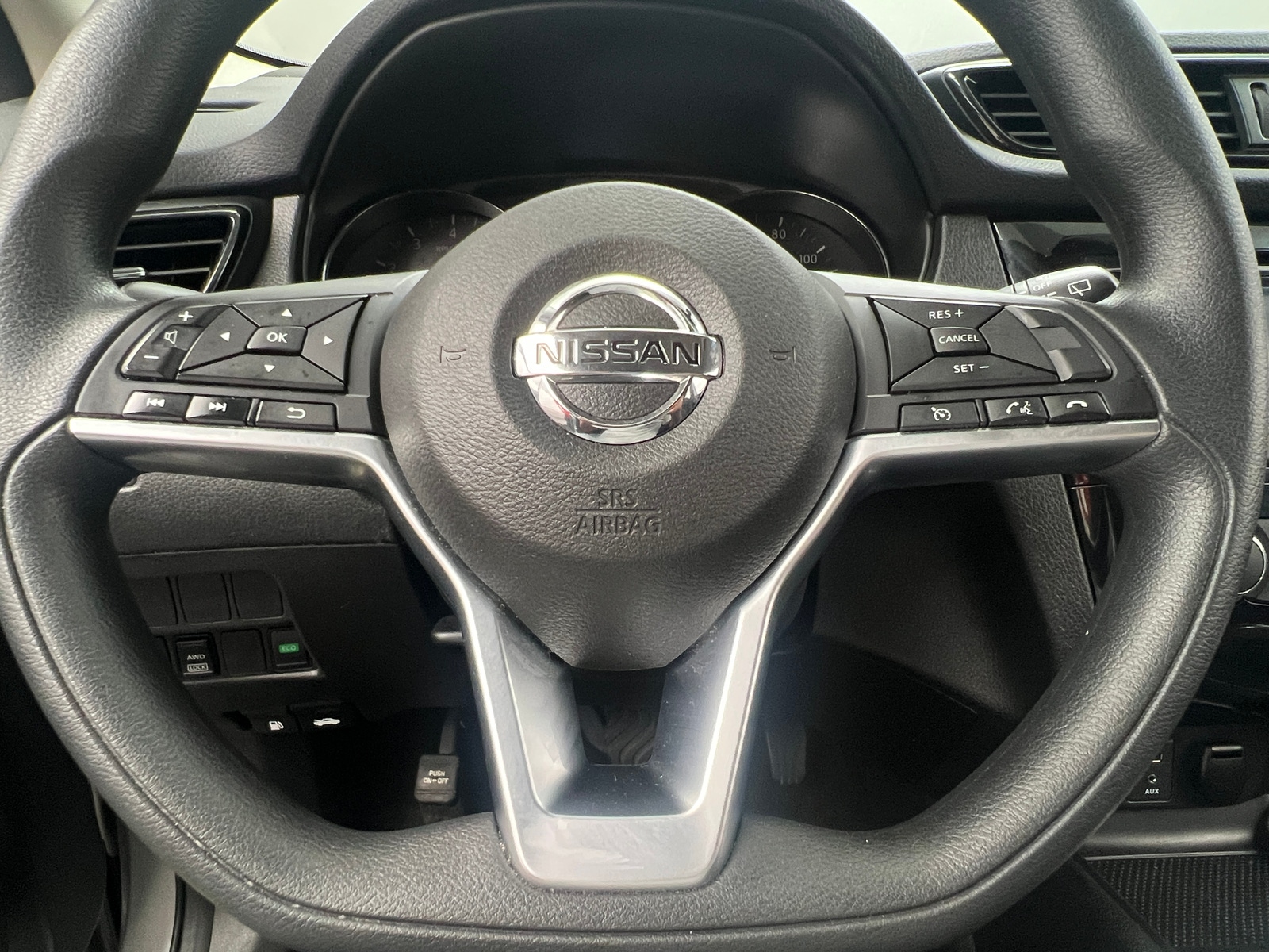 Thumbnail: 2018 Nissan Rogue Sport - 5