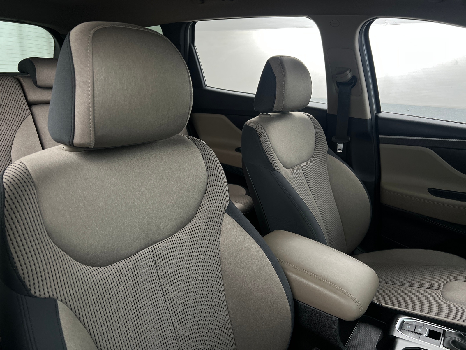 Thumbnail: 2019 Hyundai Santa Fe - 2