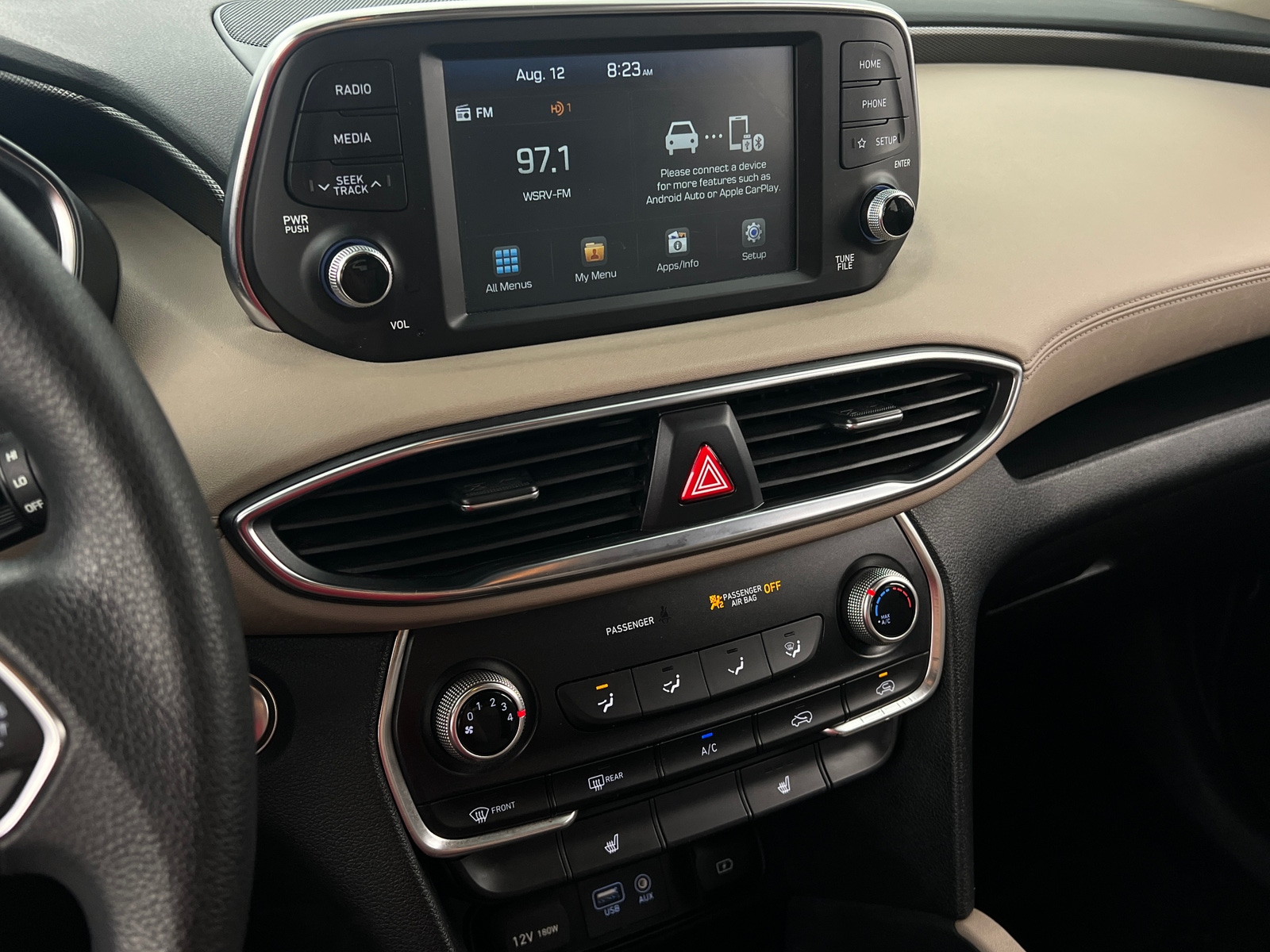 Thumbnail: 2019 Hyundai Santa Fe - 4