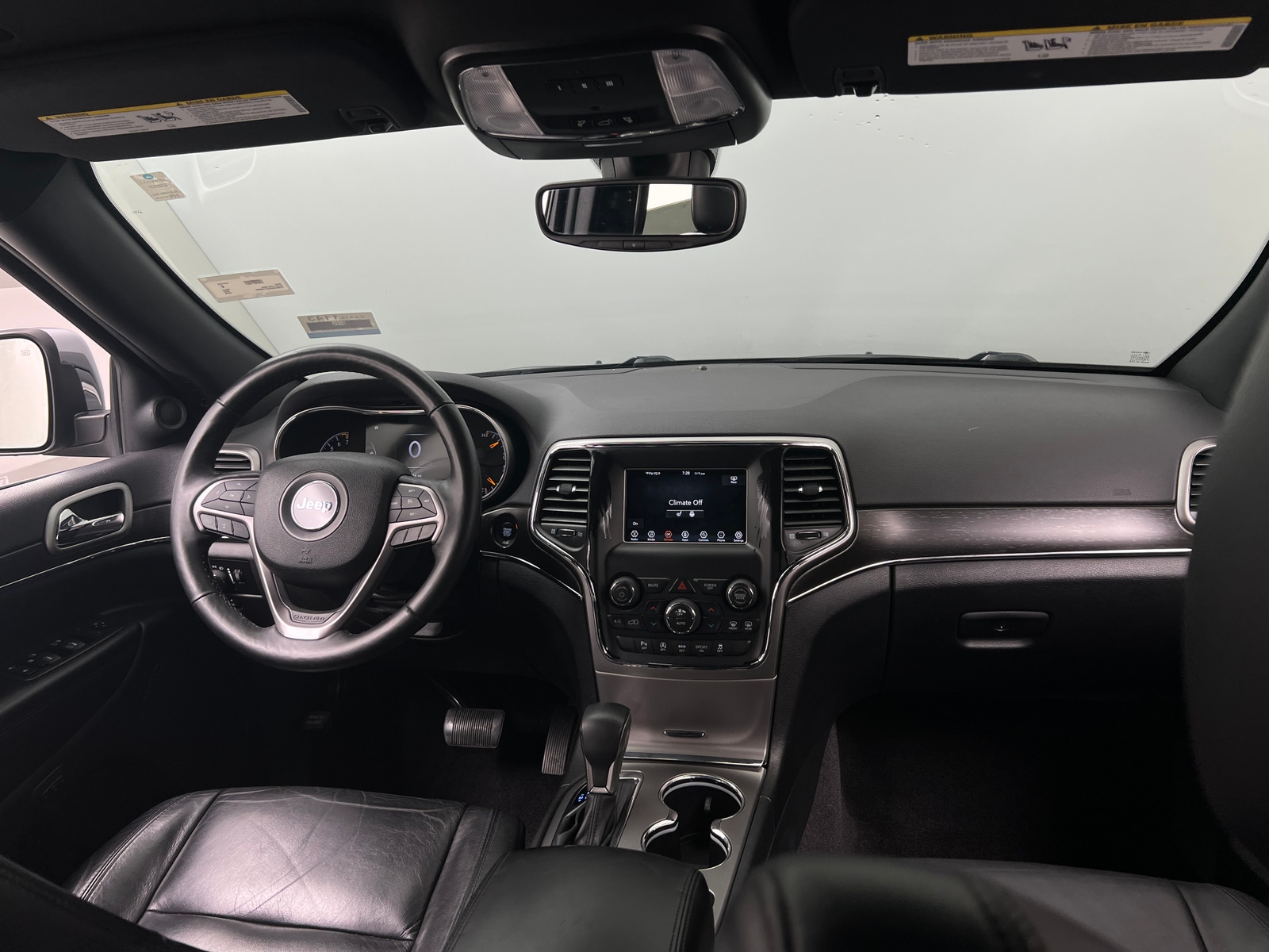 Thumbnail: 2018 Jeep Grand Cherokee - 2