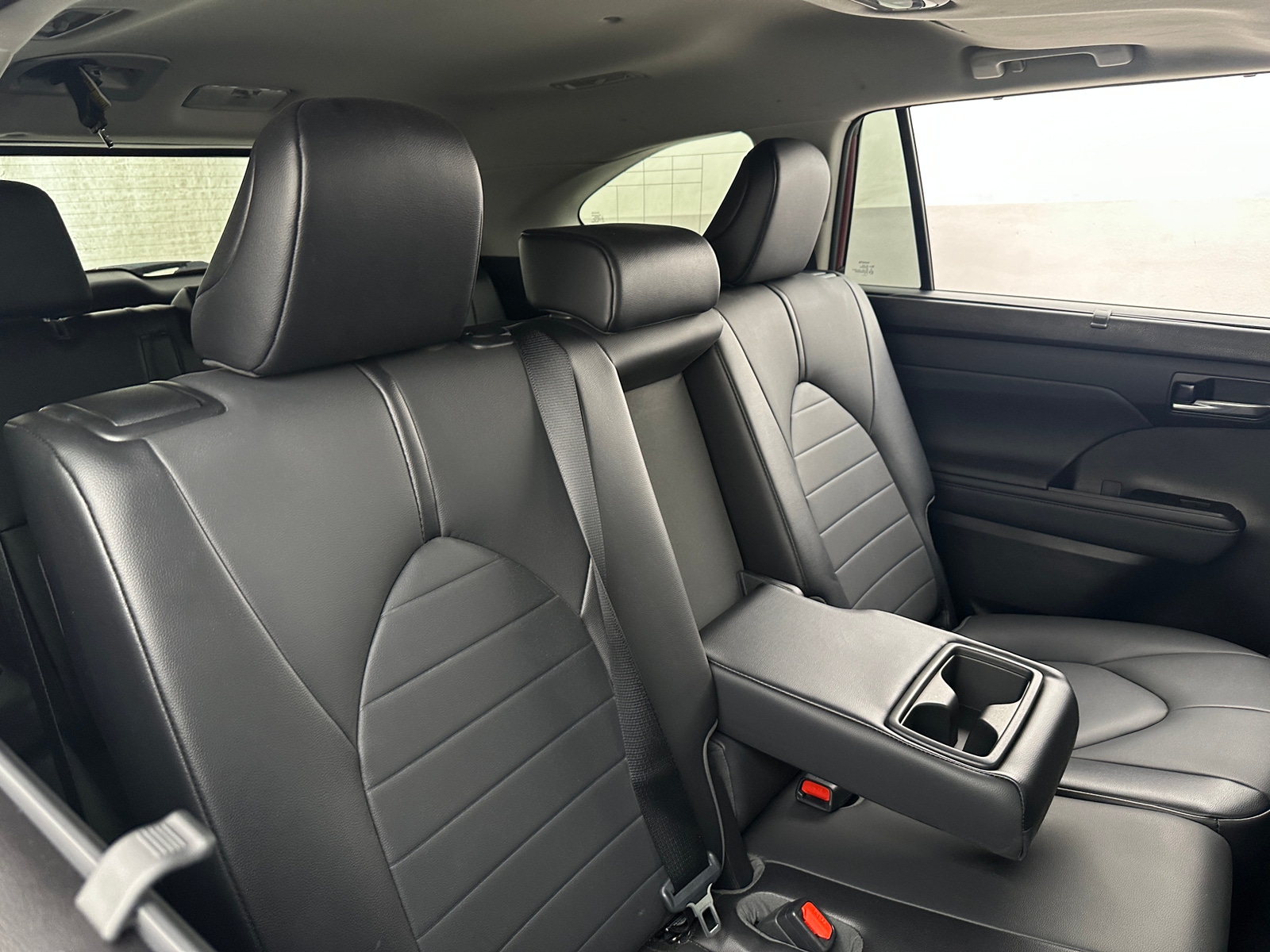 Thumbnail: 2021 Toyota Highlander - 5