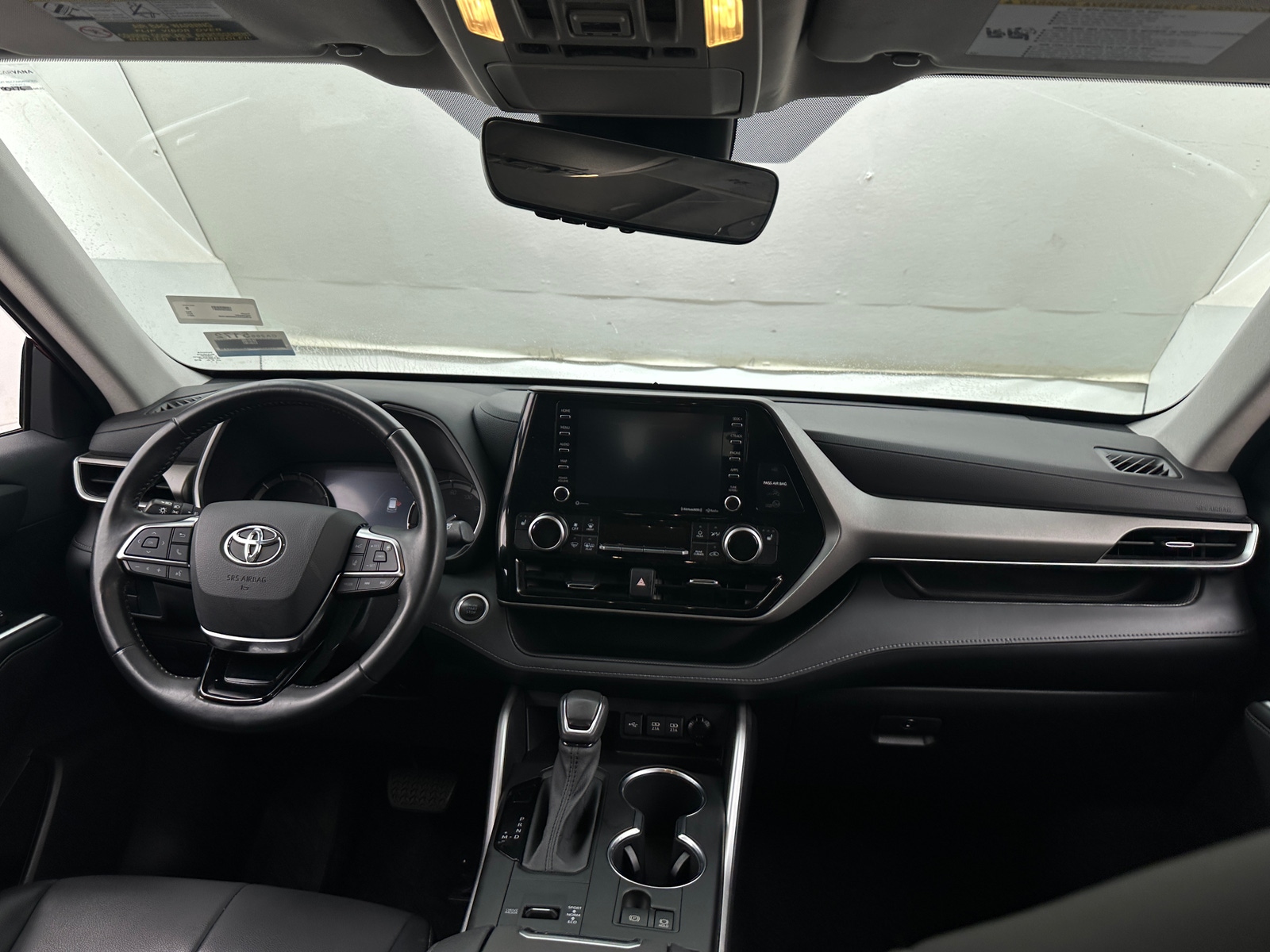Thumbnail: 2021 Toyota Highlander - 2