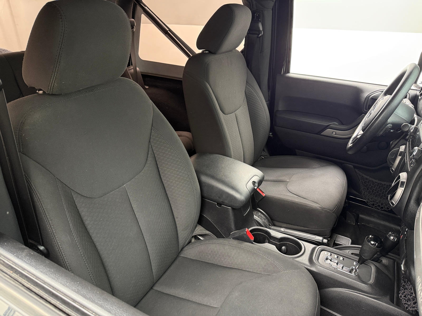 Thumbnail: 2015 Jeep Wrangler - 2