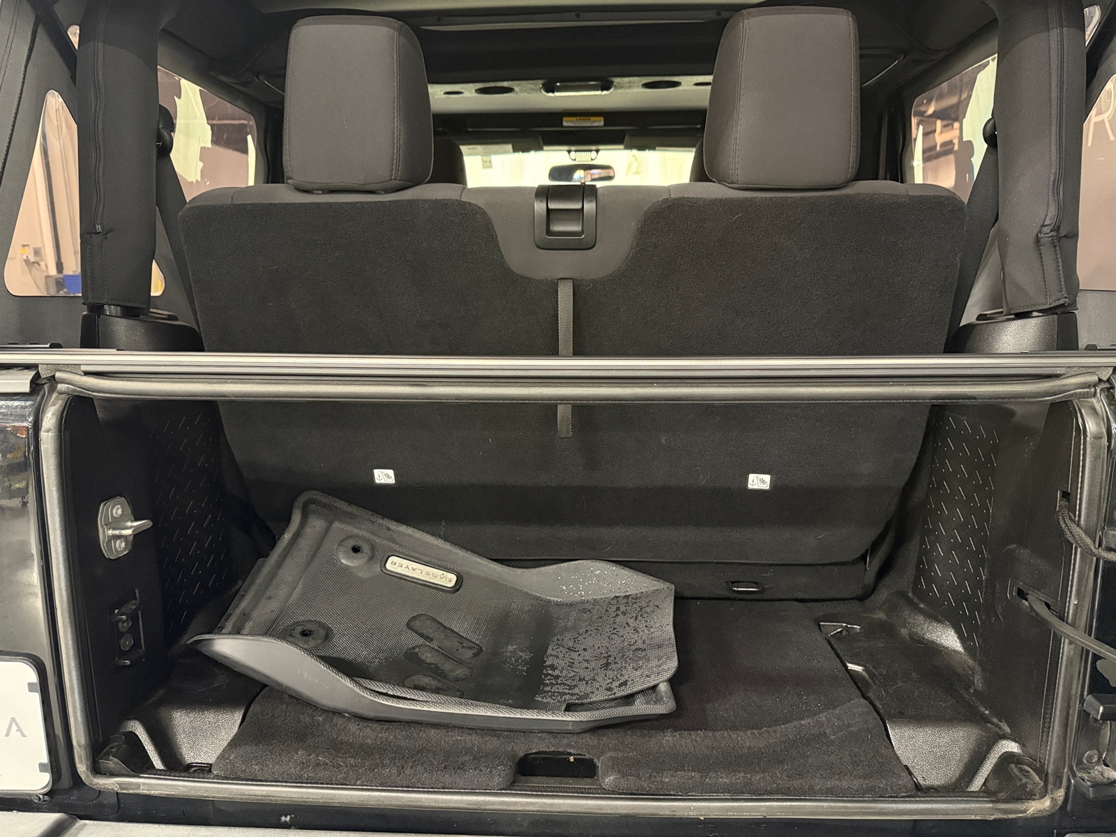 Thumbnail: 2015 Jeep Wrangler - 7