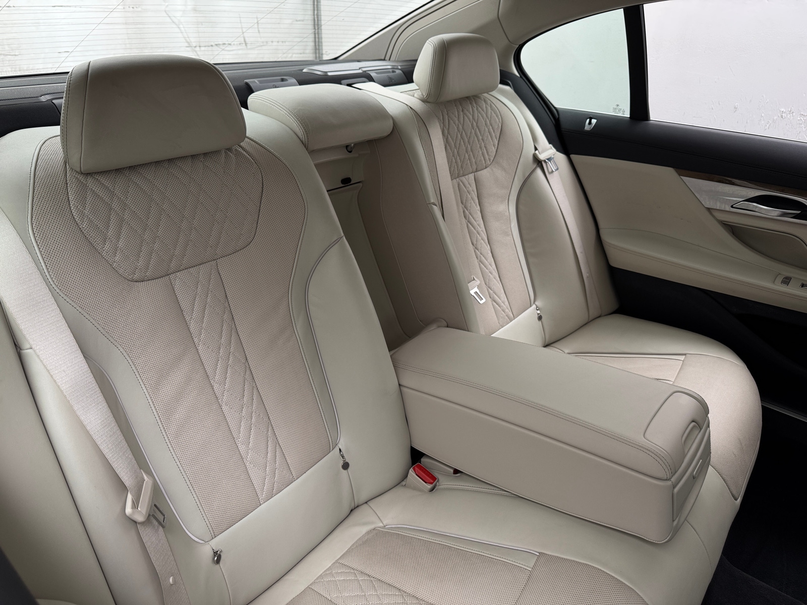 Thumbnail: 2016 BMW 7 Series - 5
