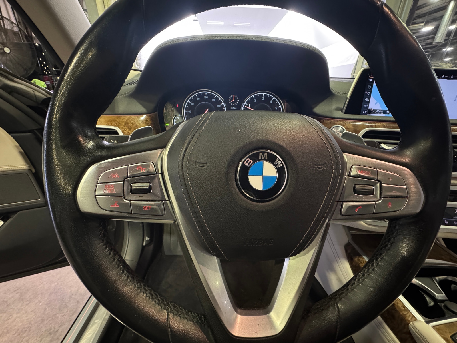 Thumbnail: 2016 BMW 7 Series - 4