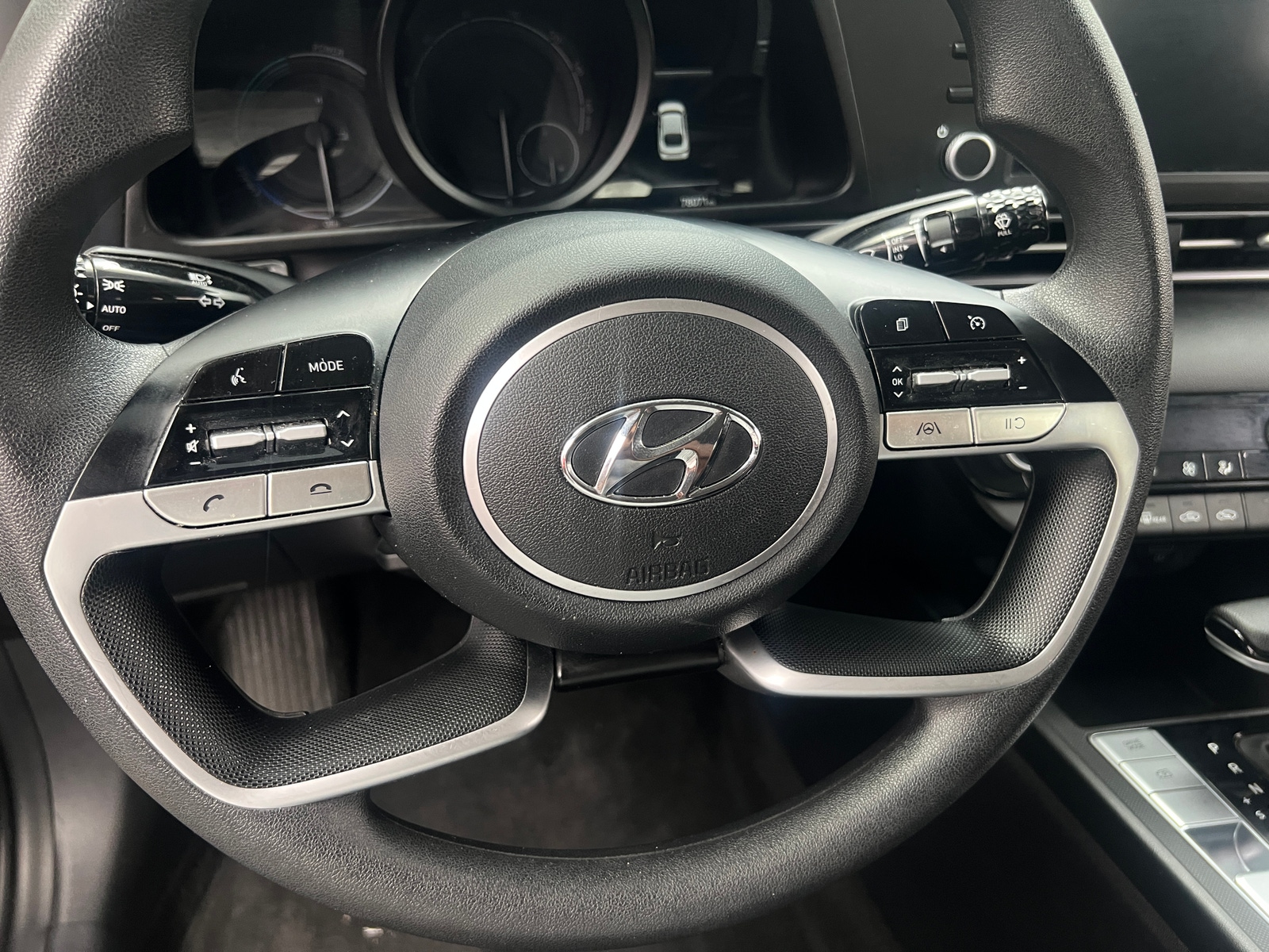 Thumbnail: 2023 Hyundai Elantra - 5
