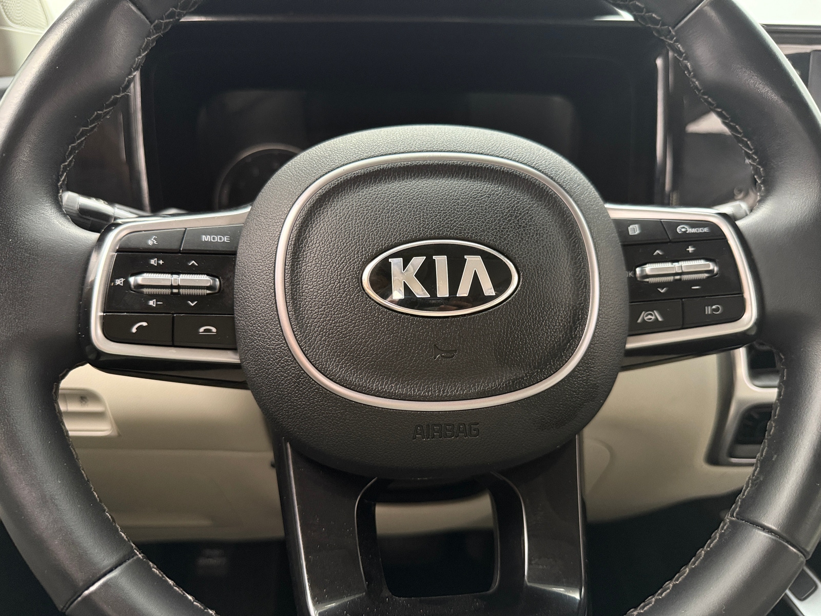 Thumbnail: 2021 Kia Sorento - 4