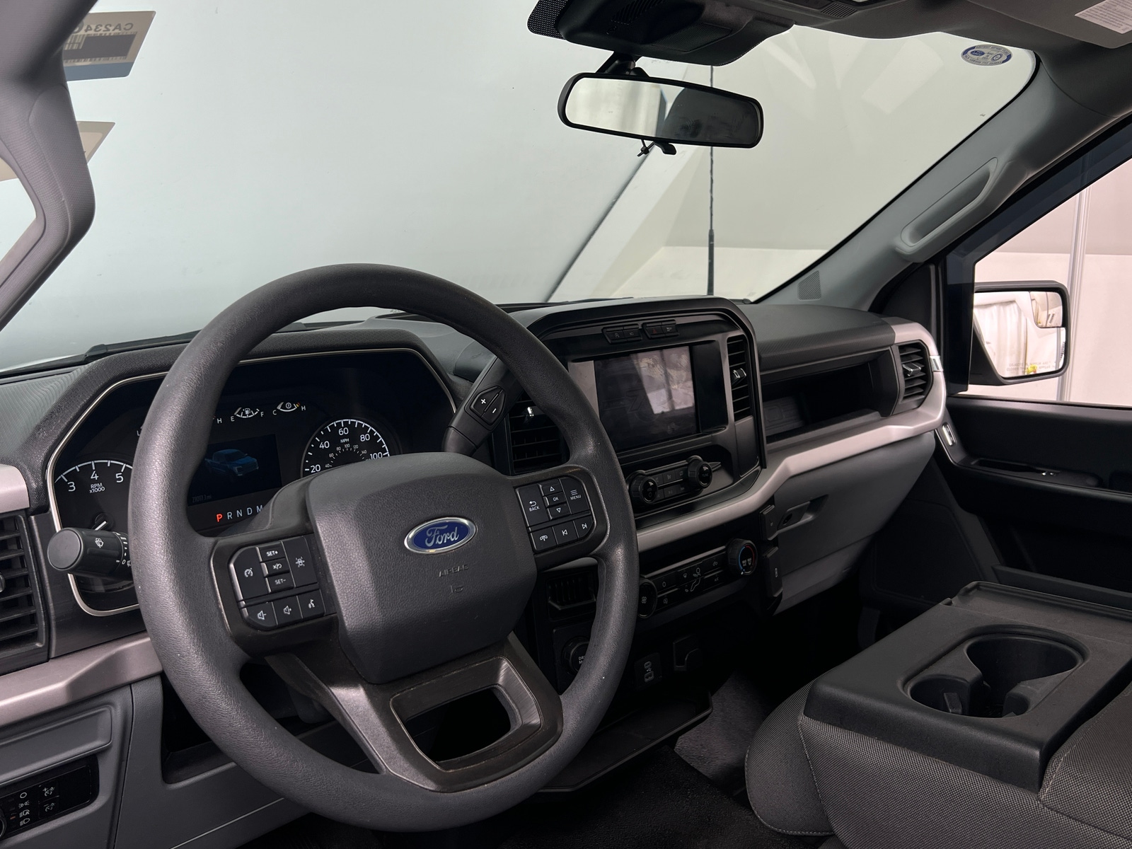 Thumbnail: 2023 Ford Econoline - 3