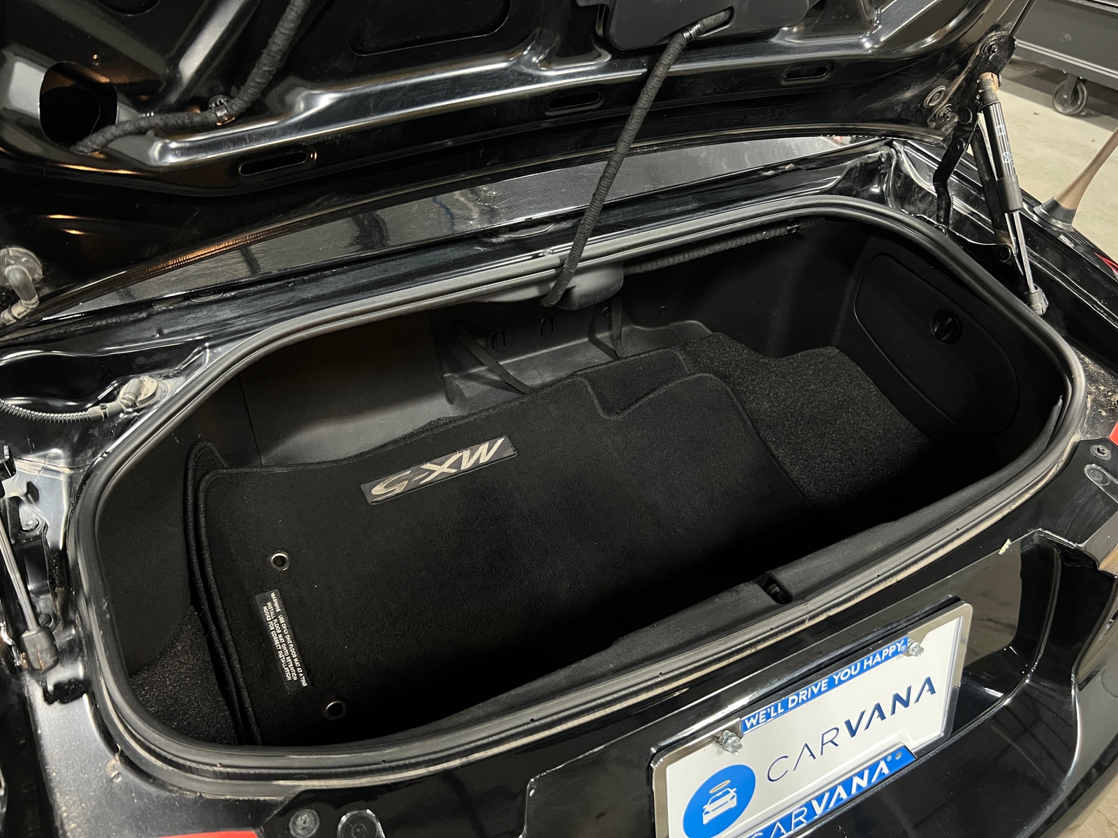 Thumbnail: 2015 Mazda MX-5 Miata - 5