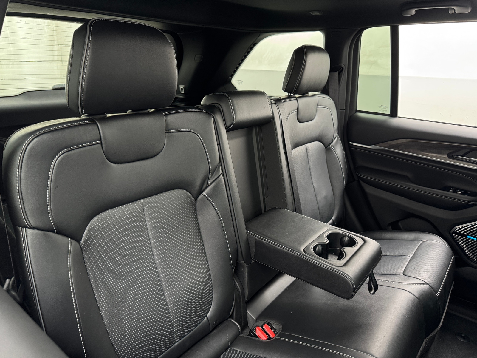 Thumbnail: 2024 Jeep Grand Cherokee - 5