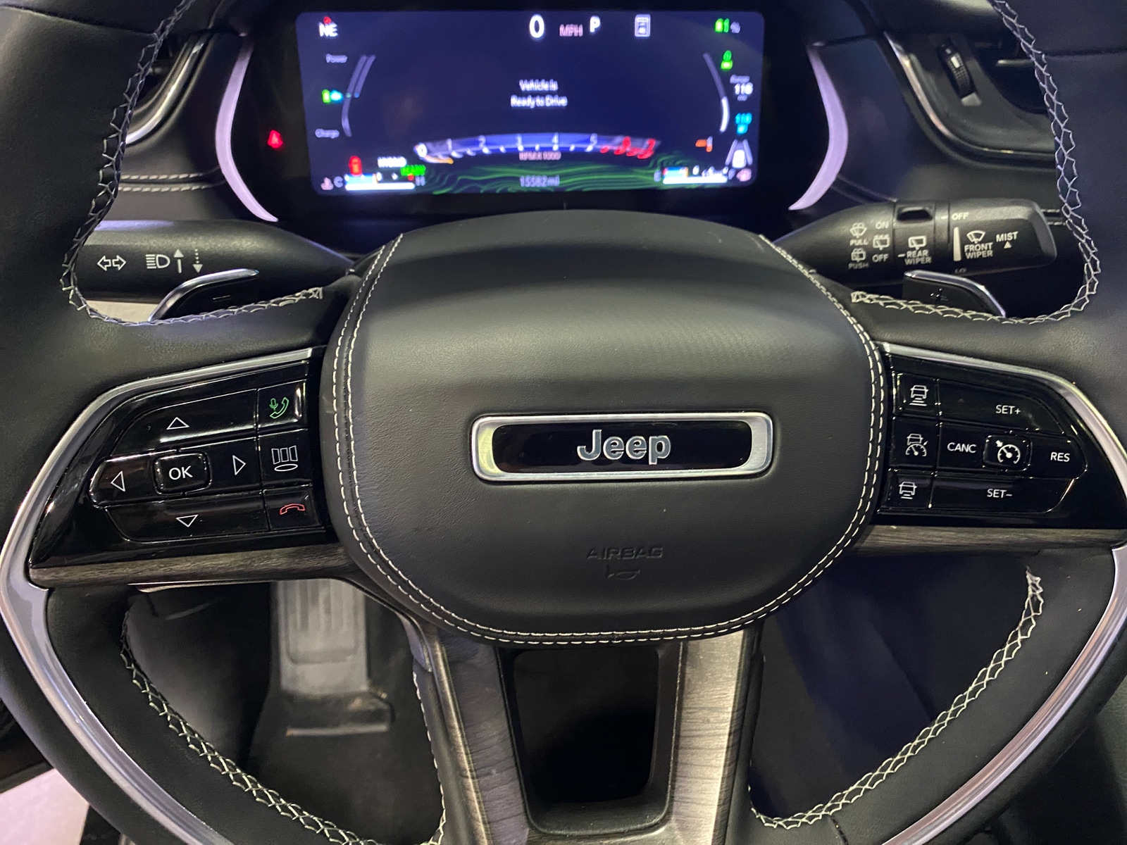 Thumbnail: 2024 Jeep Grand Cherokee - 4