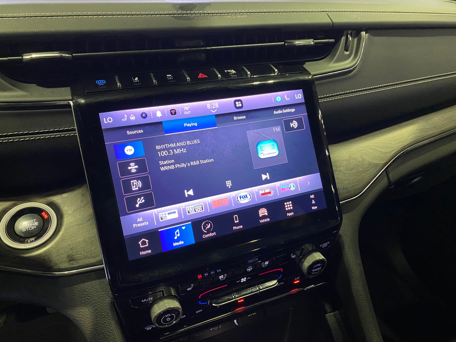 Thumbnail: 2024 Jeep Grand Cherokee - 3