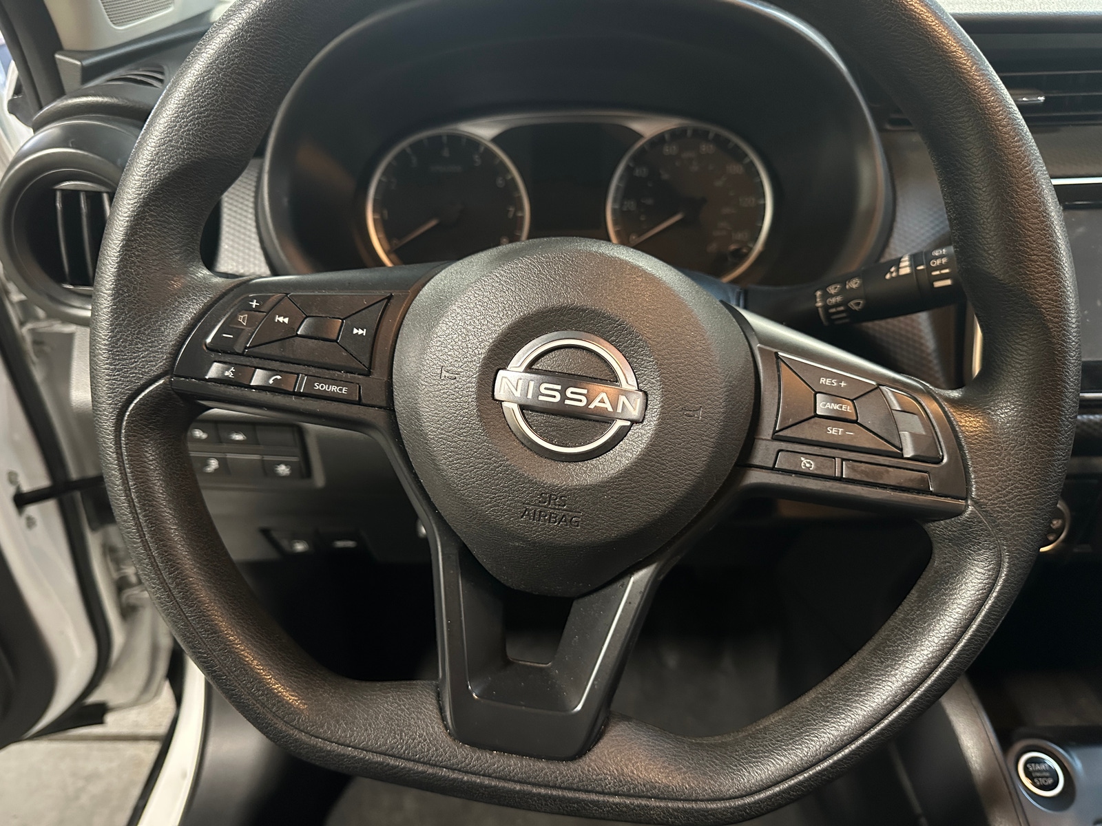 Thumbnail: 2023 Nissan Kicks - 5