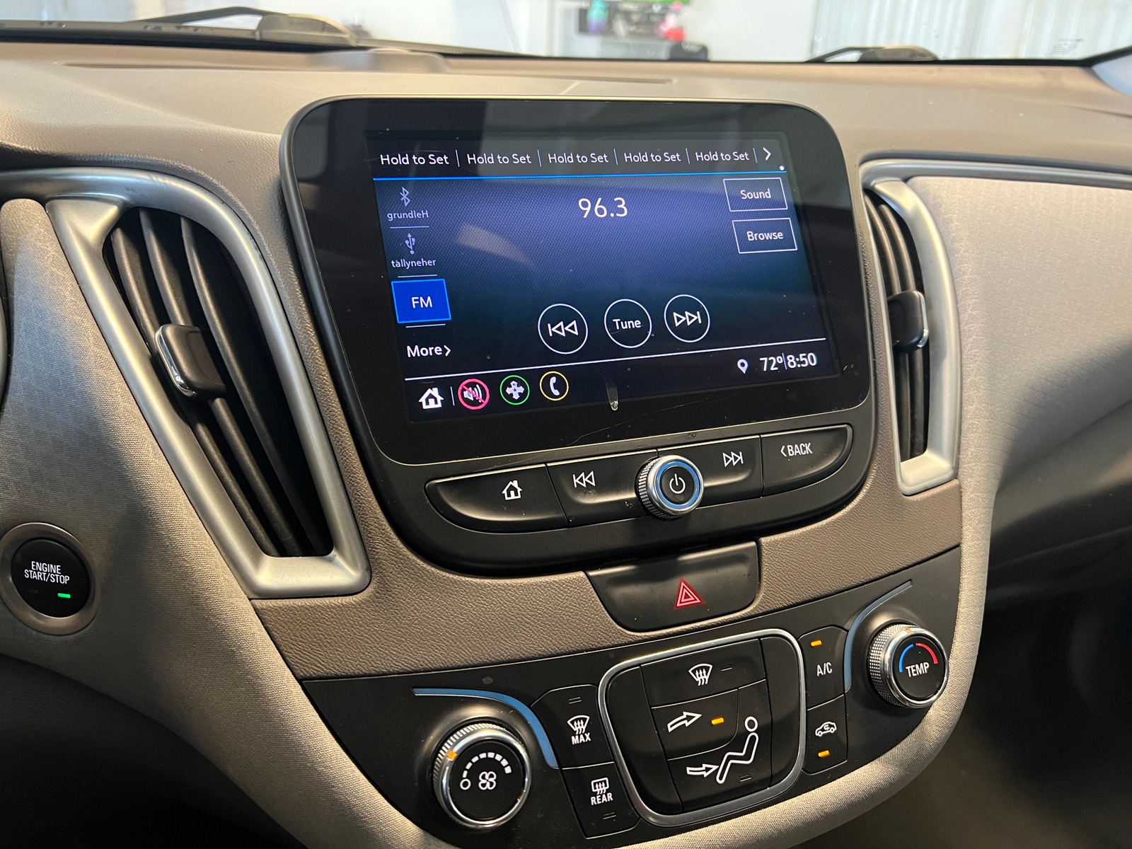 Thumbnail: 2019 Chevrolet Malibu - 4