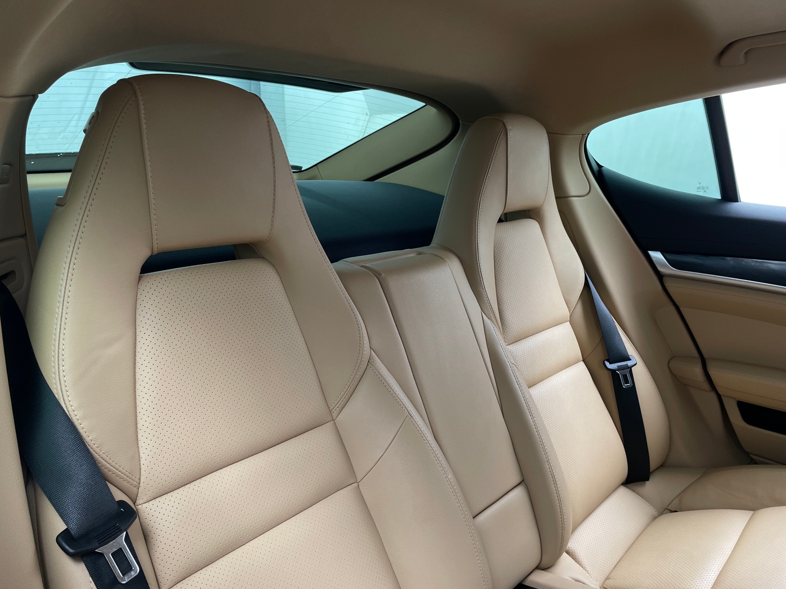 Thumbnail: 2015 Porsche Panamera - 5