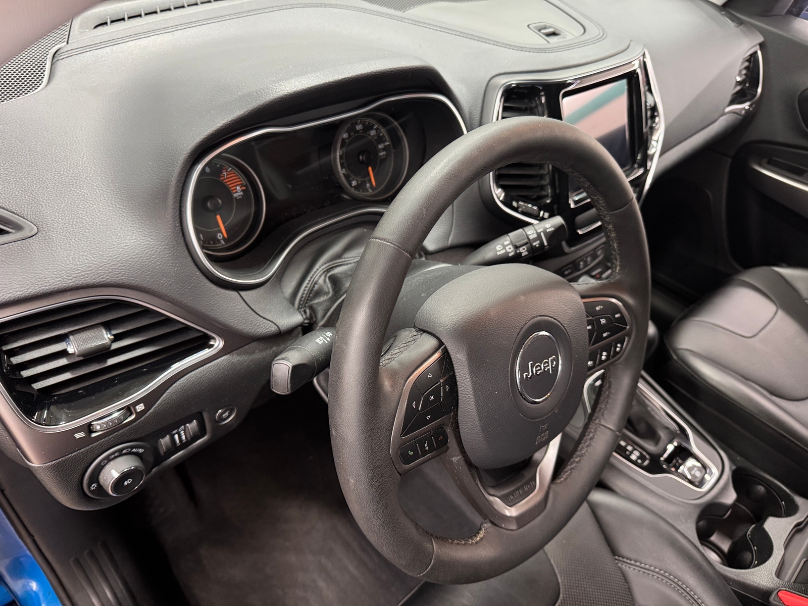 Thumbnail: 2022 Jeep Cherokee - 2