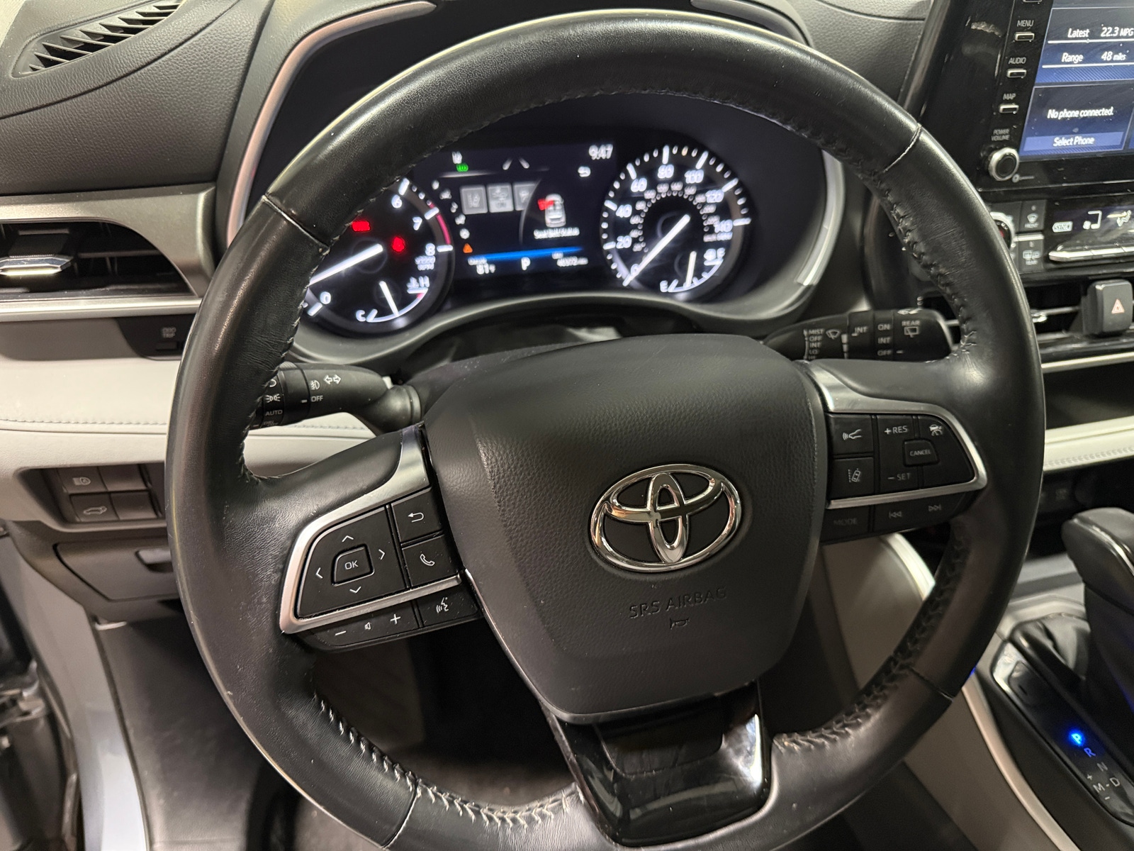 Thumbnail: 2021 Toyota Highlander - 4