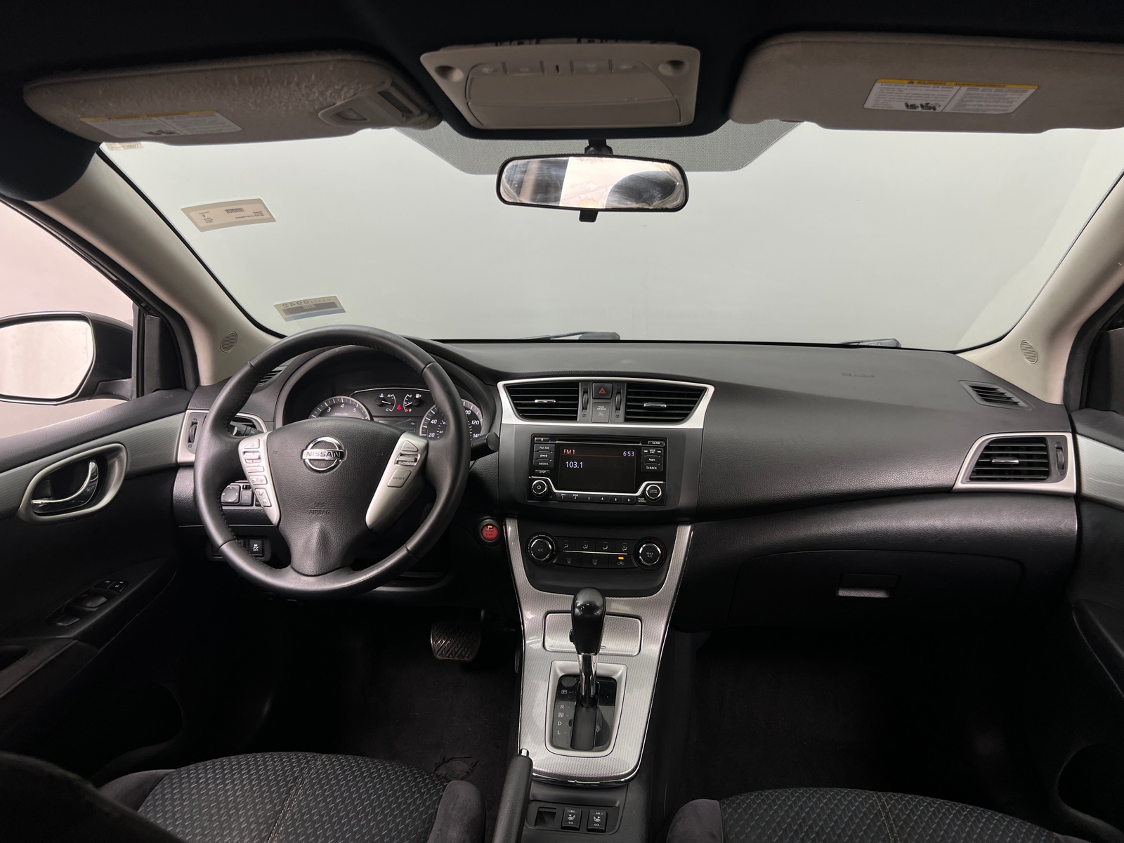 Thumbnail: 2015 Nissan Sentra - 3