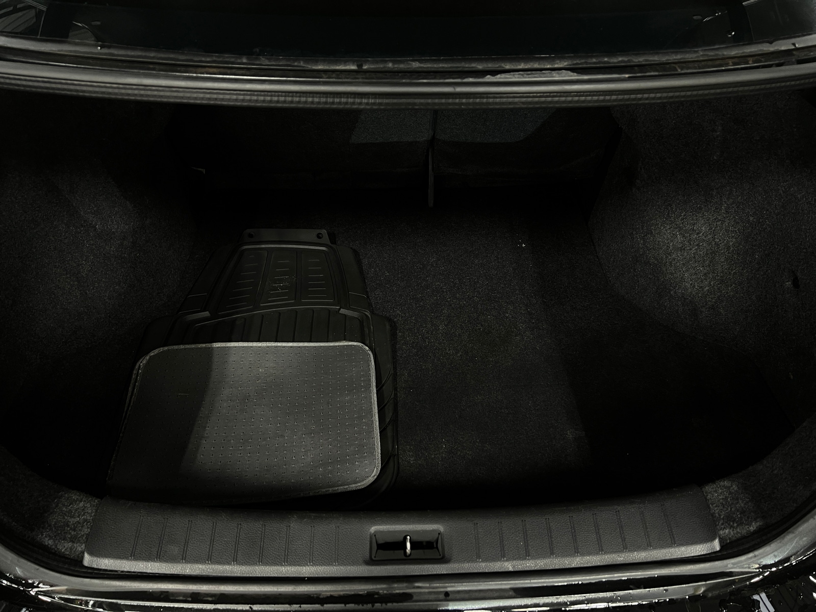 Thumbnail: 2015 Nissan Sentra - 7