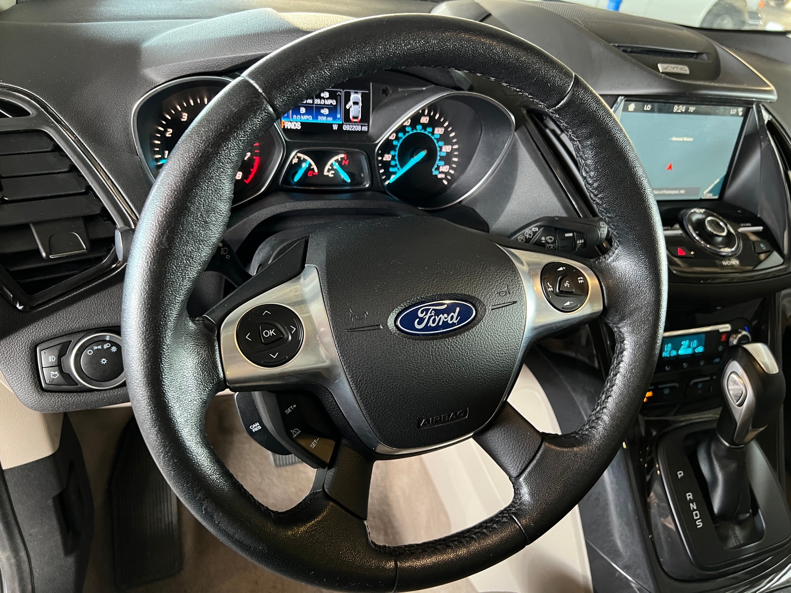 Thumbnail: 2016 Ford Escape - 4