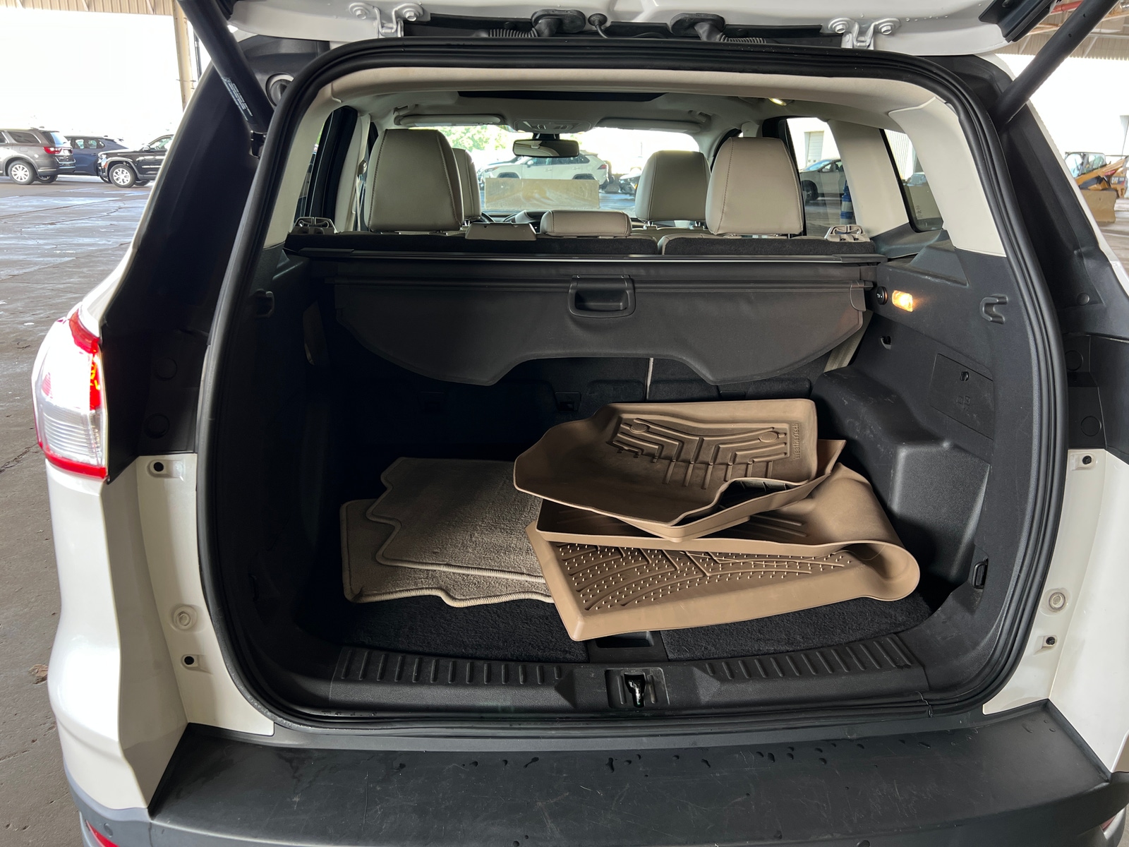 Thumbnail: 2016 Ford Escape - 6