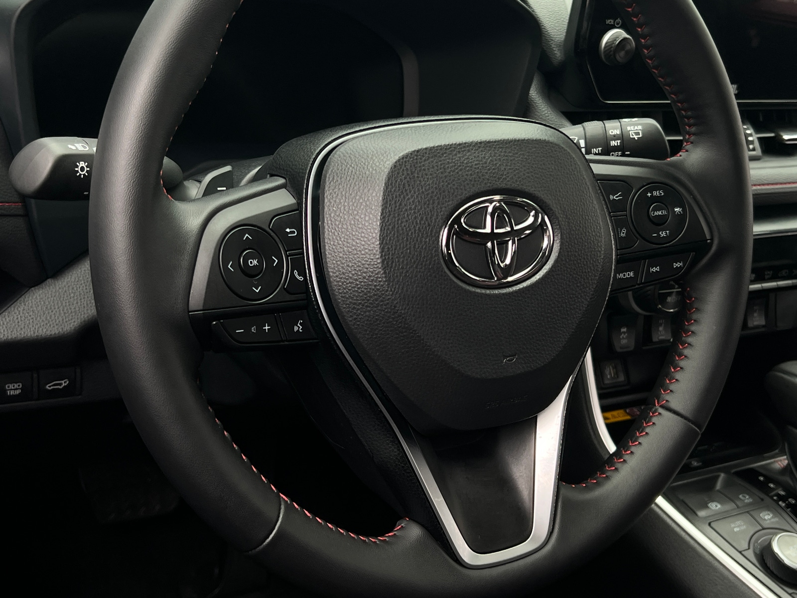 Thumbnail: 2025 Toyota RAV4 - 4