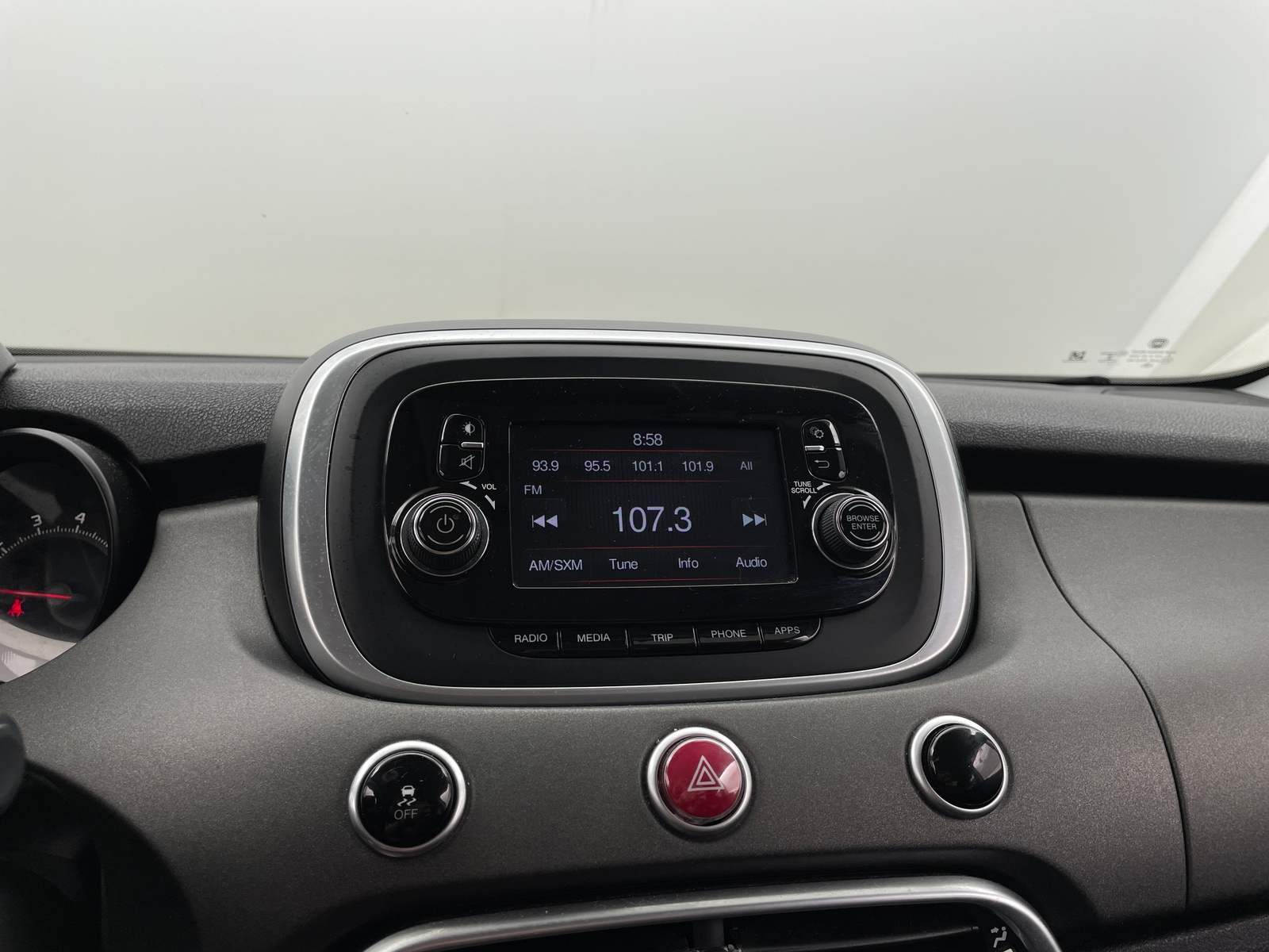 Thumbnail: 2017 Fiat 500X - 3