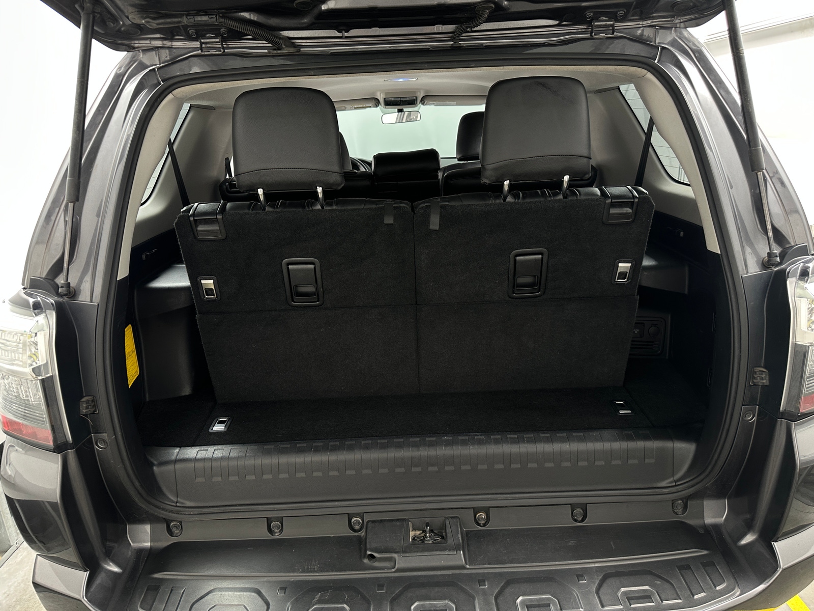 Thumbnail: 2016 Toyota 4Runner - 7