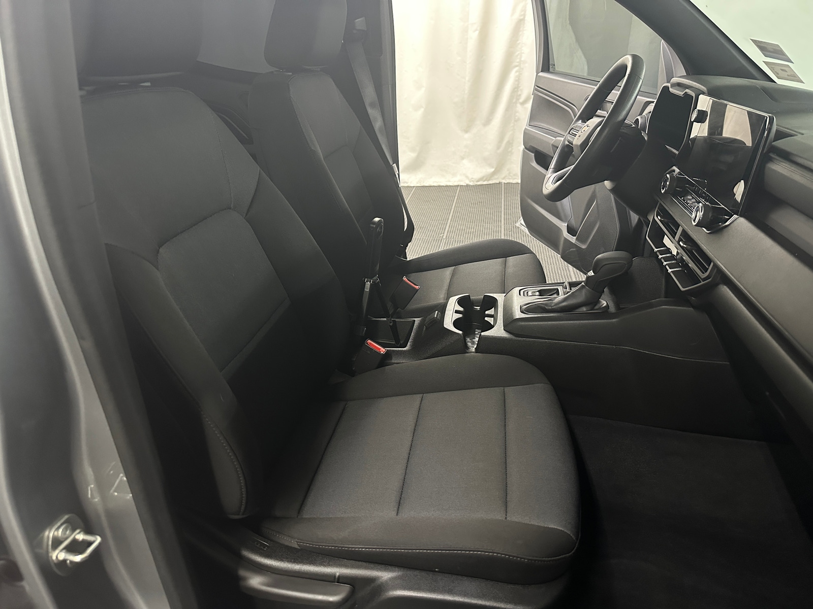 Thumbnail: 2023 Chevrolet Colorado - 2
