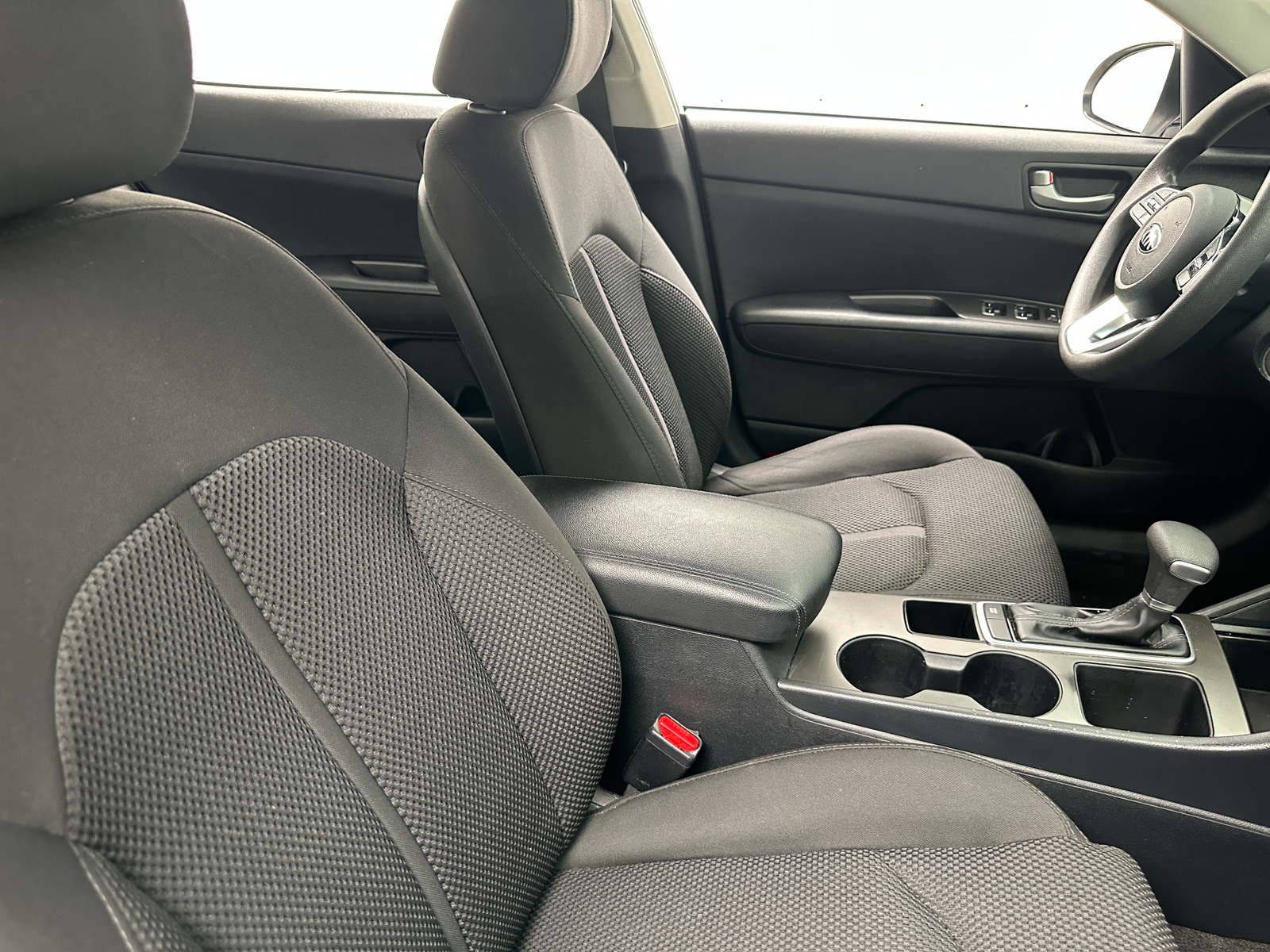 Thumbnail: 2019 Kia Optima - 2