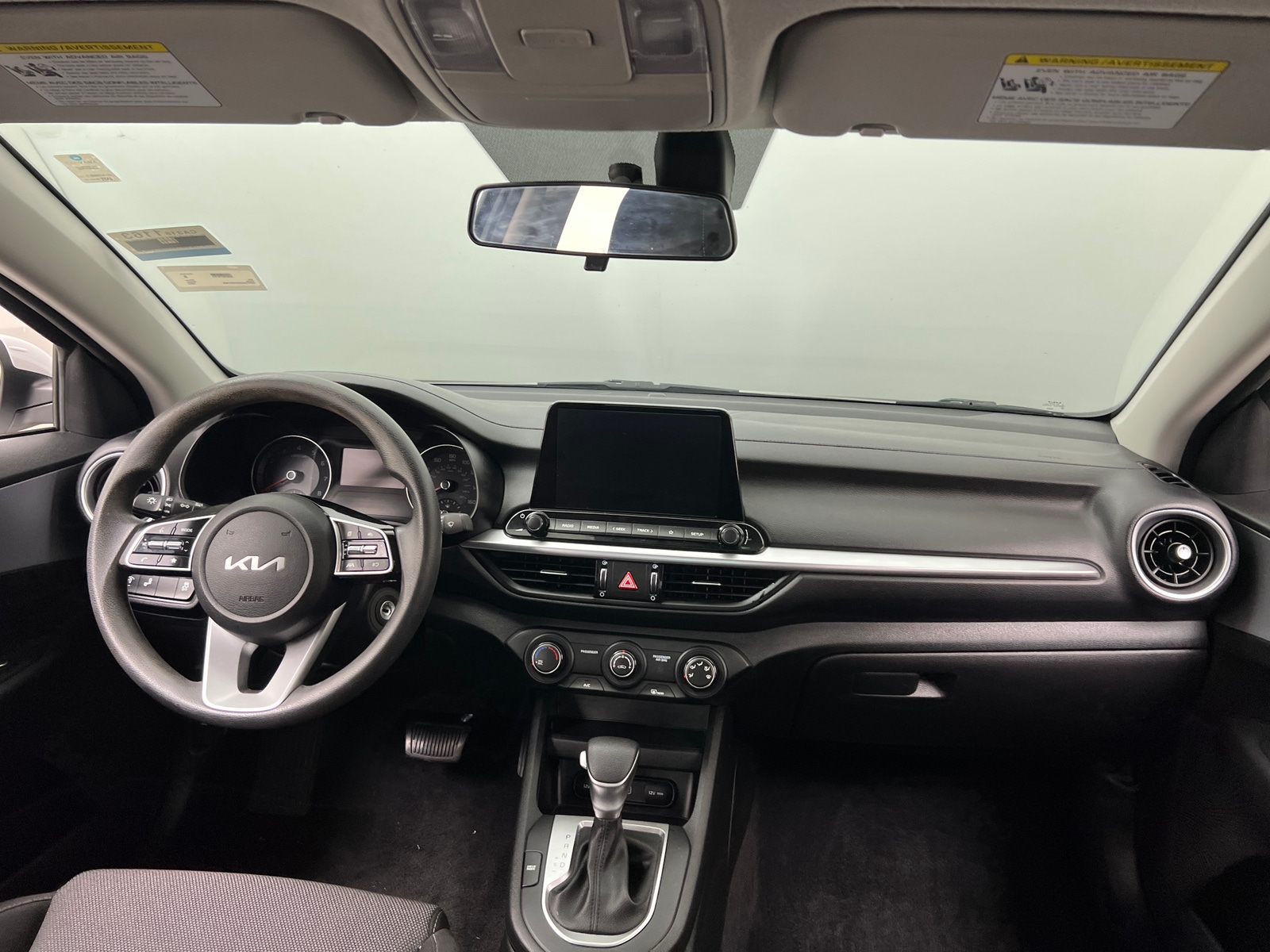 Thumbnail: 2023 Kia Forte - 3