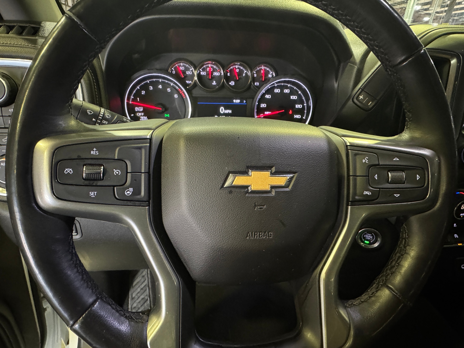 Thumbnail: 2019 Chevrolet Silverado 1500 - 5