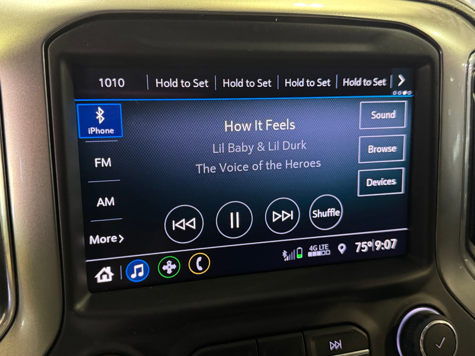 Thumbnail: 2019 Chevrolet Silverado 1500 - 4