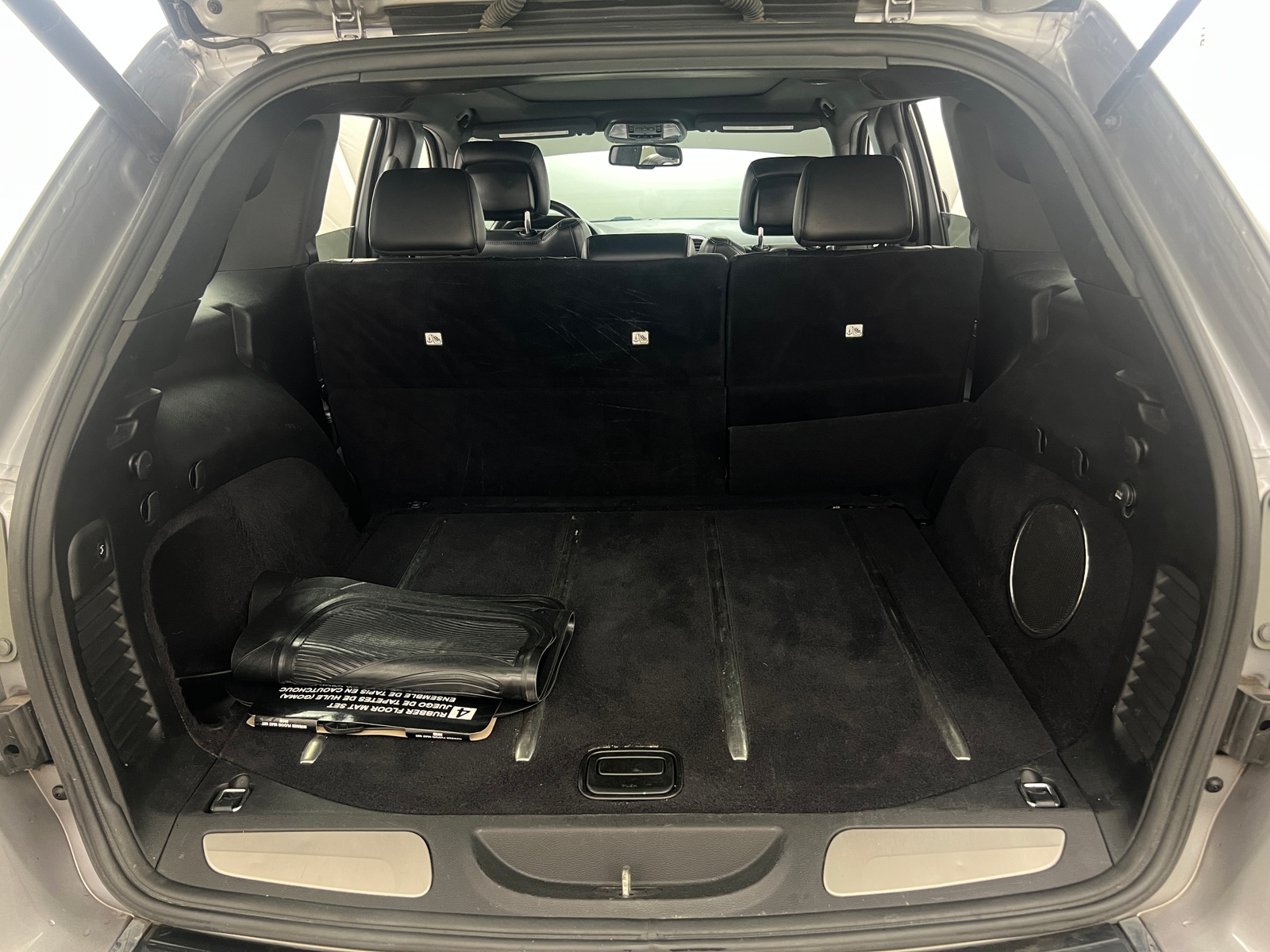 Thumbnail: 2016 Jeep Grand Cherokee - 7