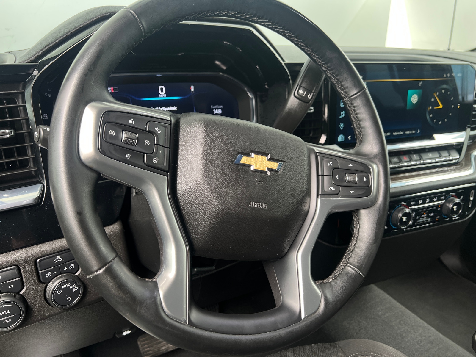 Thumbnail: 2024 Chevrolet Silverado 1500 - 5