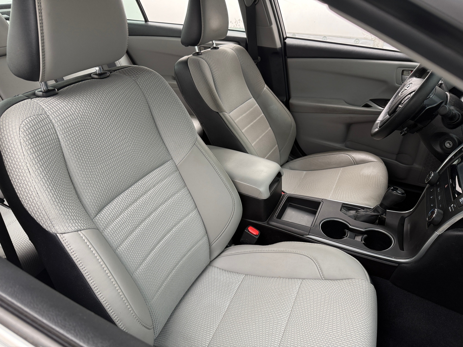 Thumbnail: 2016 Toyota Camry - 2
