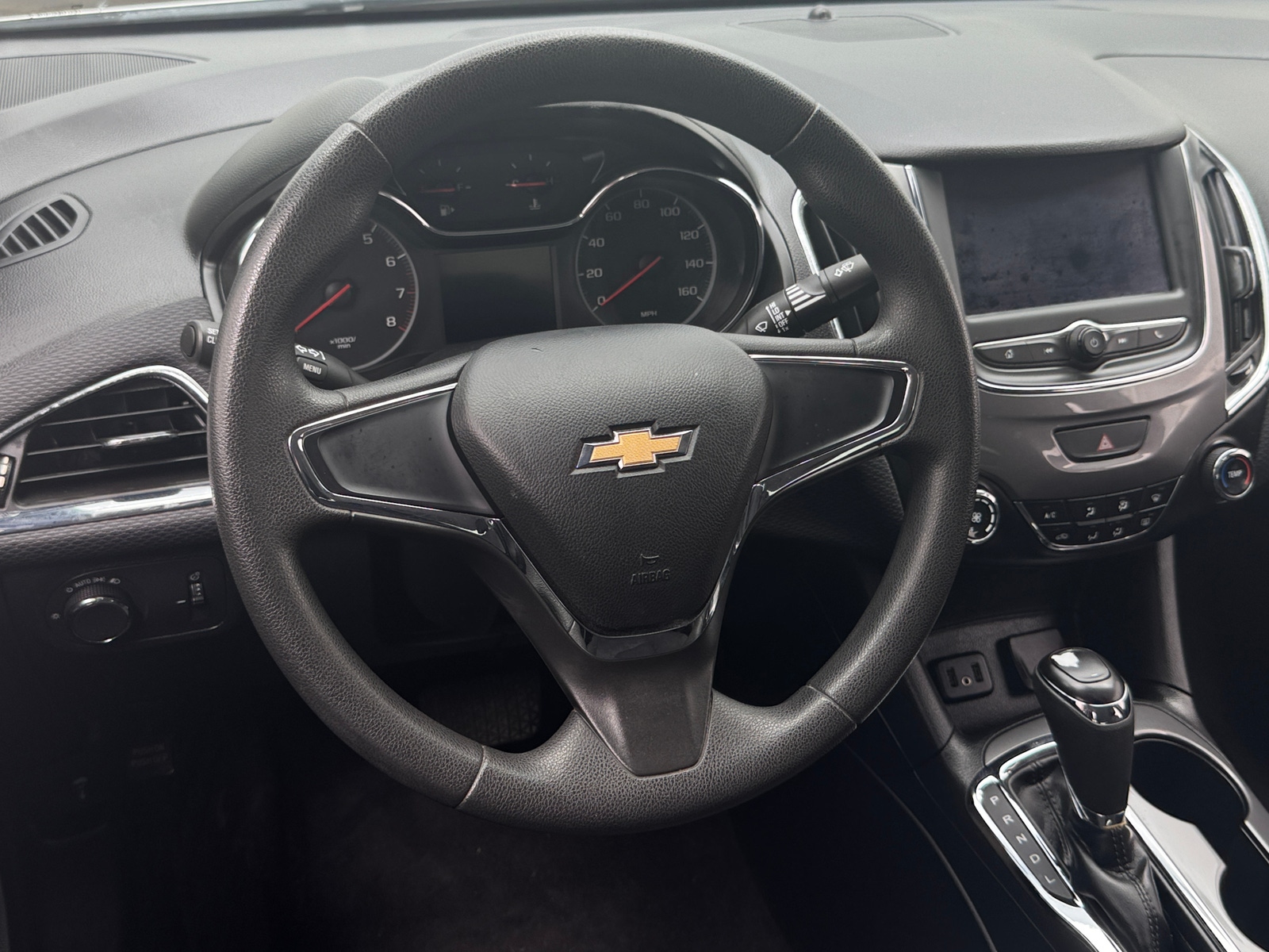 Thumbnail: 2019 Chevrolet Cruze - 5