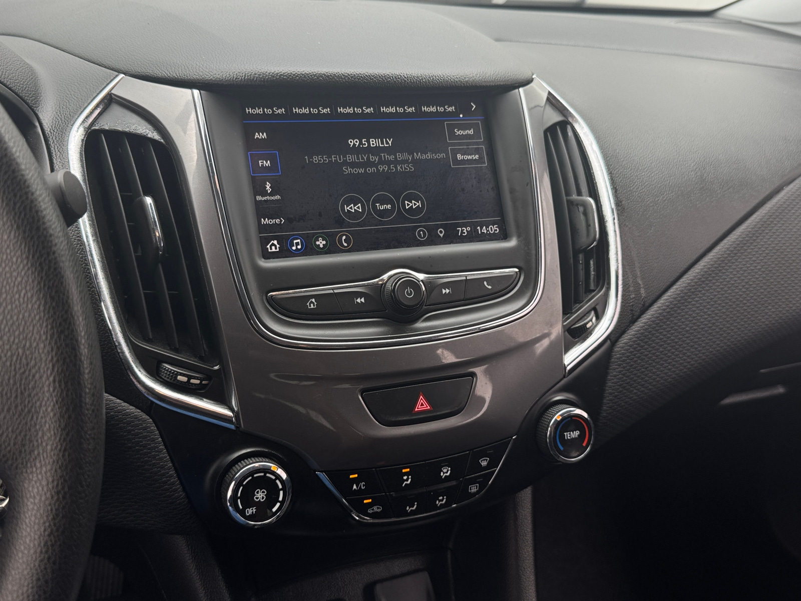 Thumbnail: 2019 Chevrolet Cruze - 4