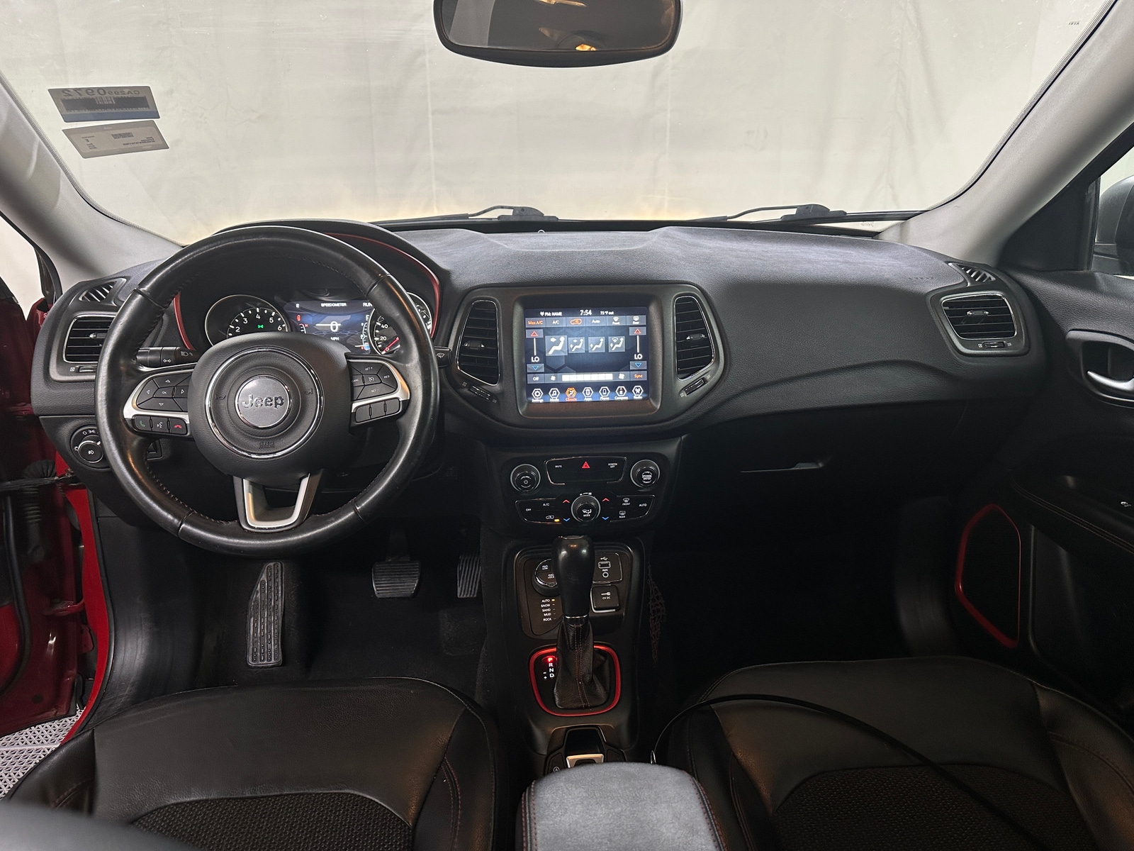Thumbnail: 2019 Jeep Compass - 3