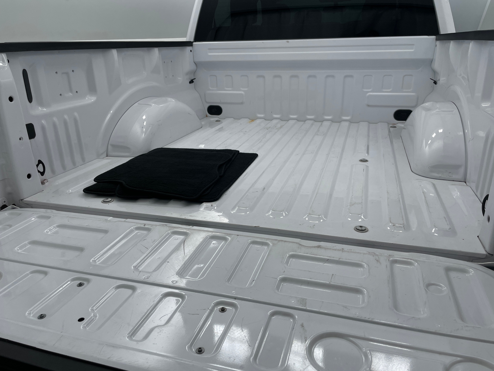 Thumbnail: 2020 Ford Econoline - 7