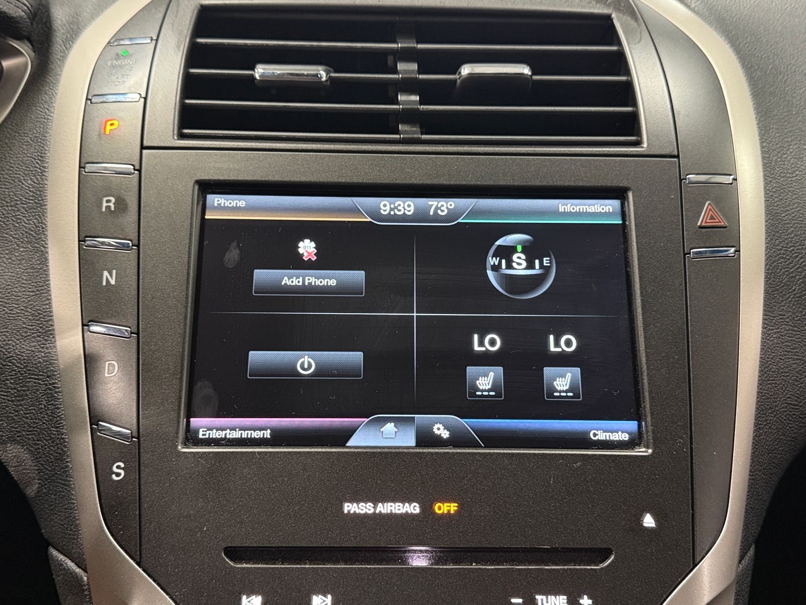 Thumbnail: 2016 Lincoln MKZ - 3