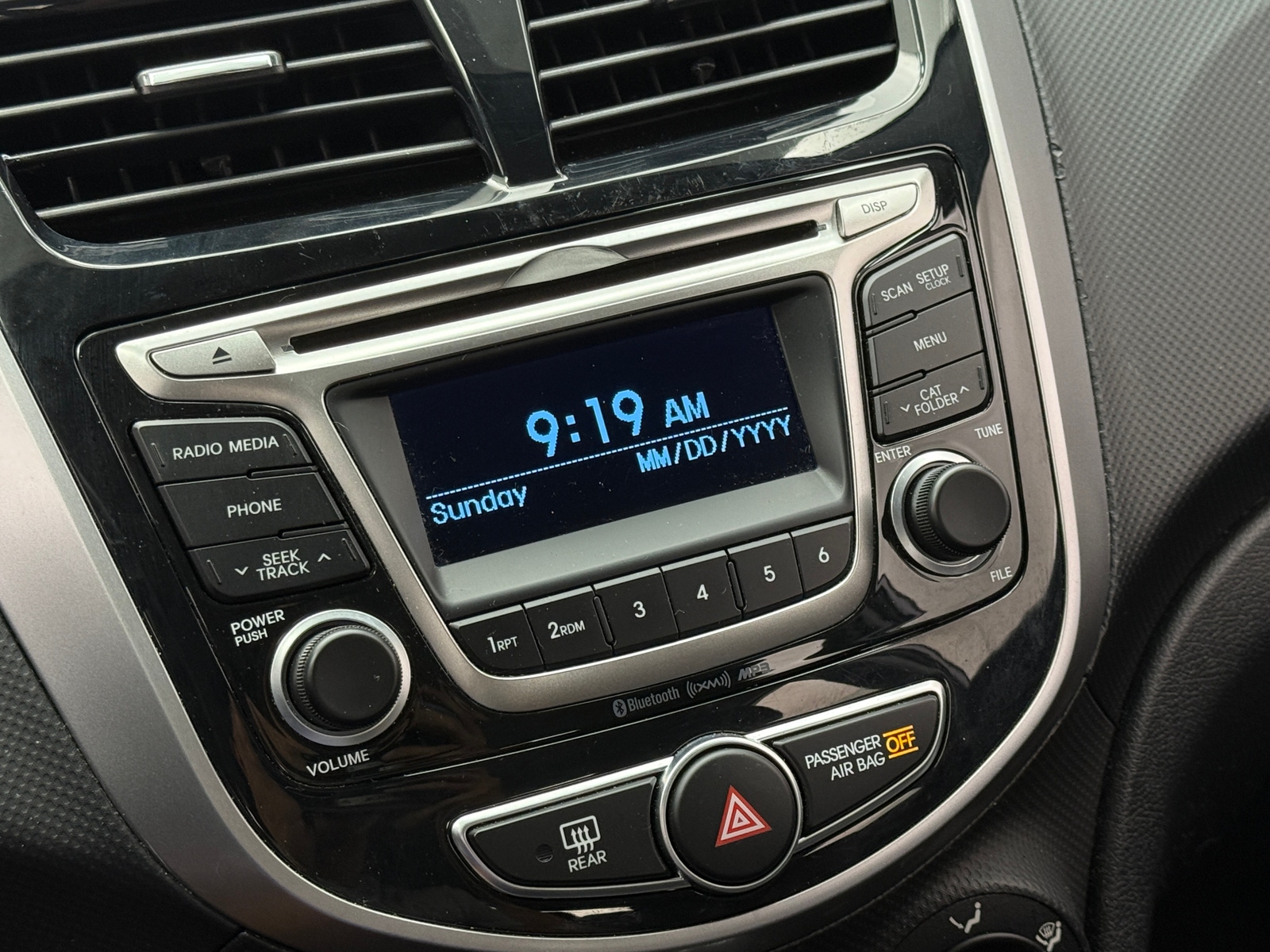 Thumbnail: 2015 Hyundai Accent - 4