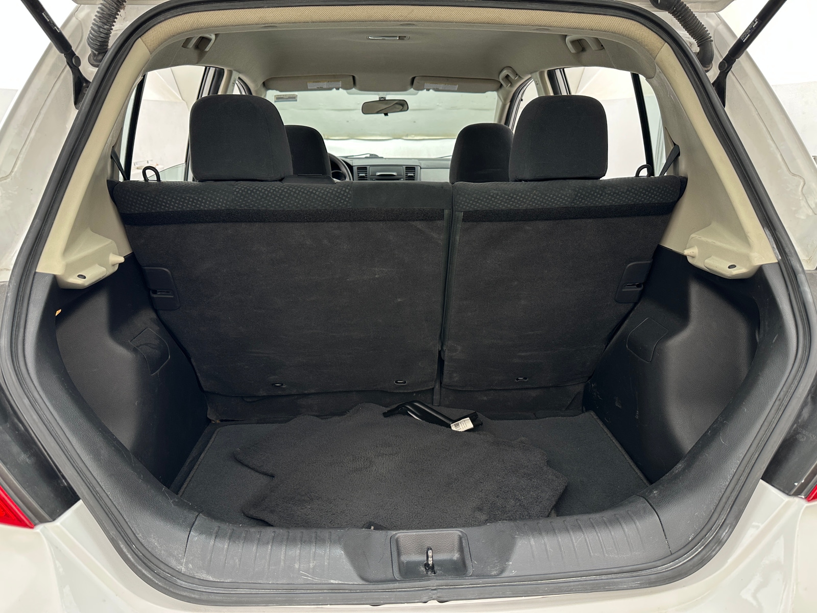 Thumbnail: 2012 Nissan Versa - 7