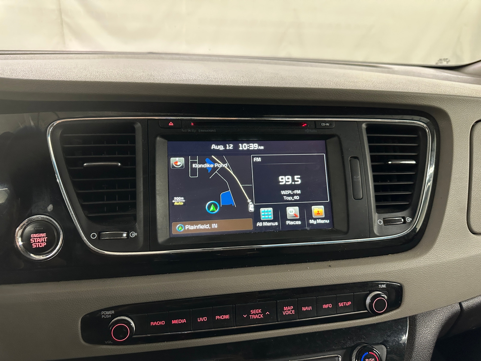 Thumbnail: 2017 Kia Sedona - 3