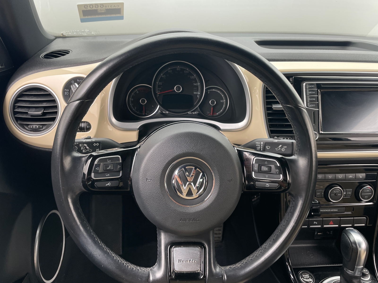 Thumbnail: 2019 Volkswagen Beetle - 4