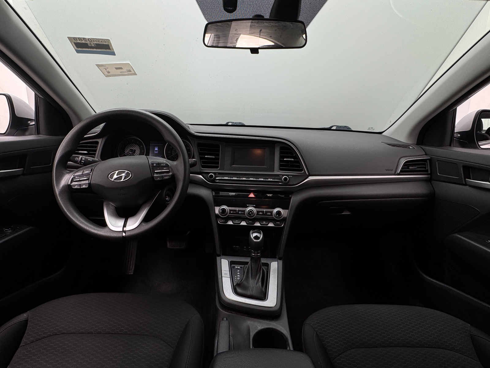 Thumbnail: 2020 Hyundai Elantra - 3