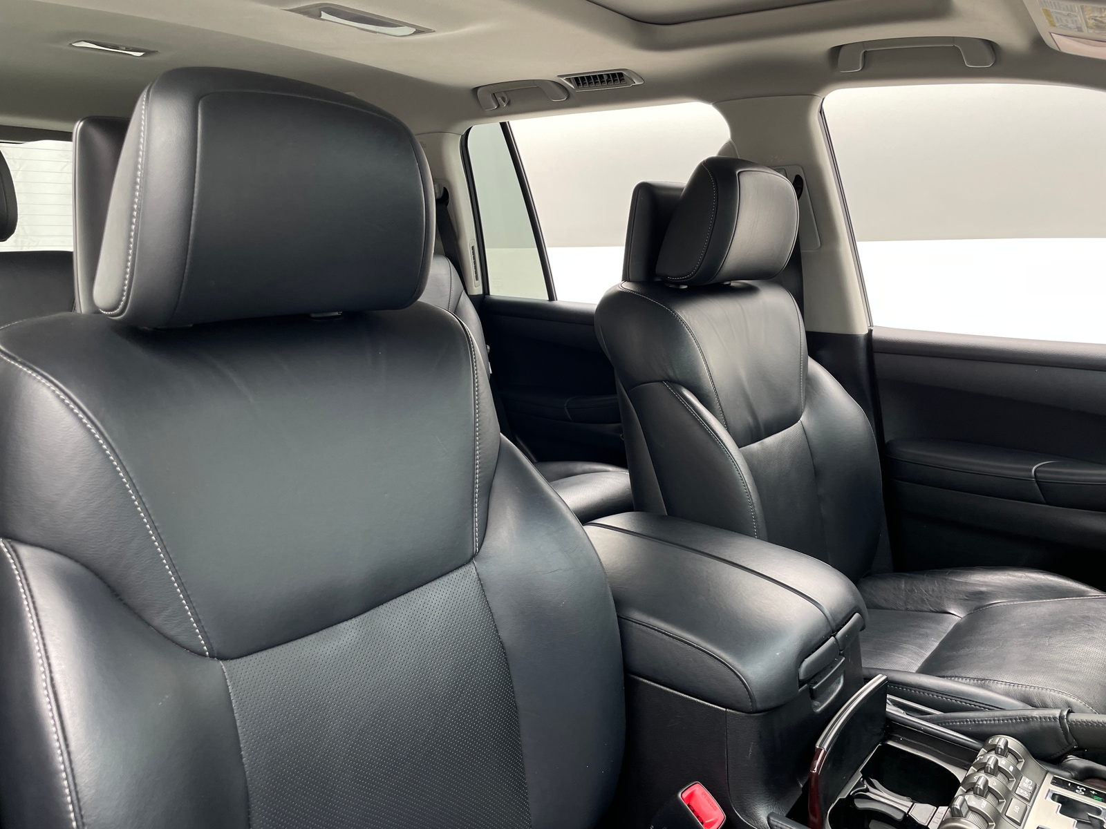 Thumbnail: 2014 Lexus LX - 2