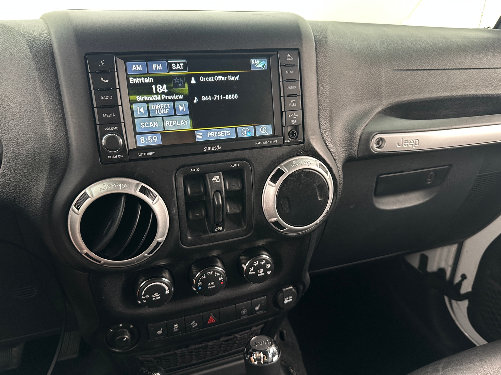 Thumbnail: 2016 Jeep Wrangler - 3