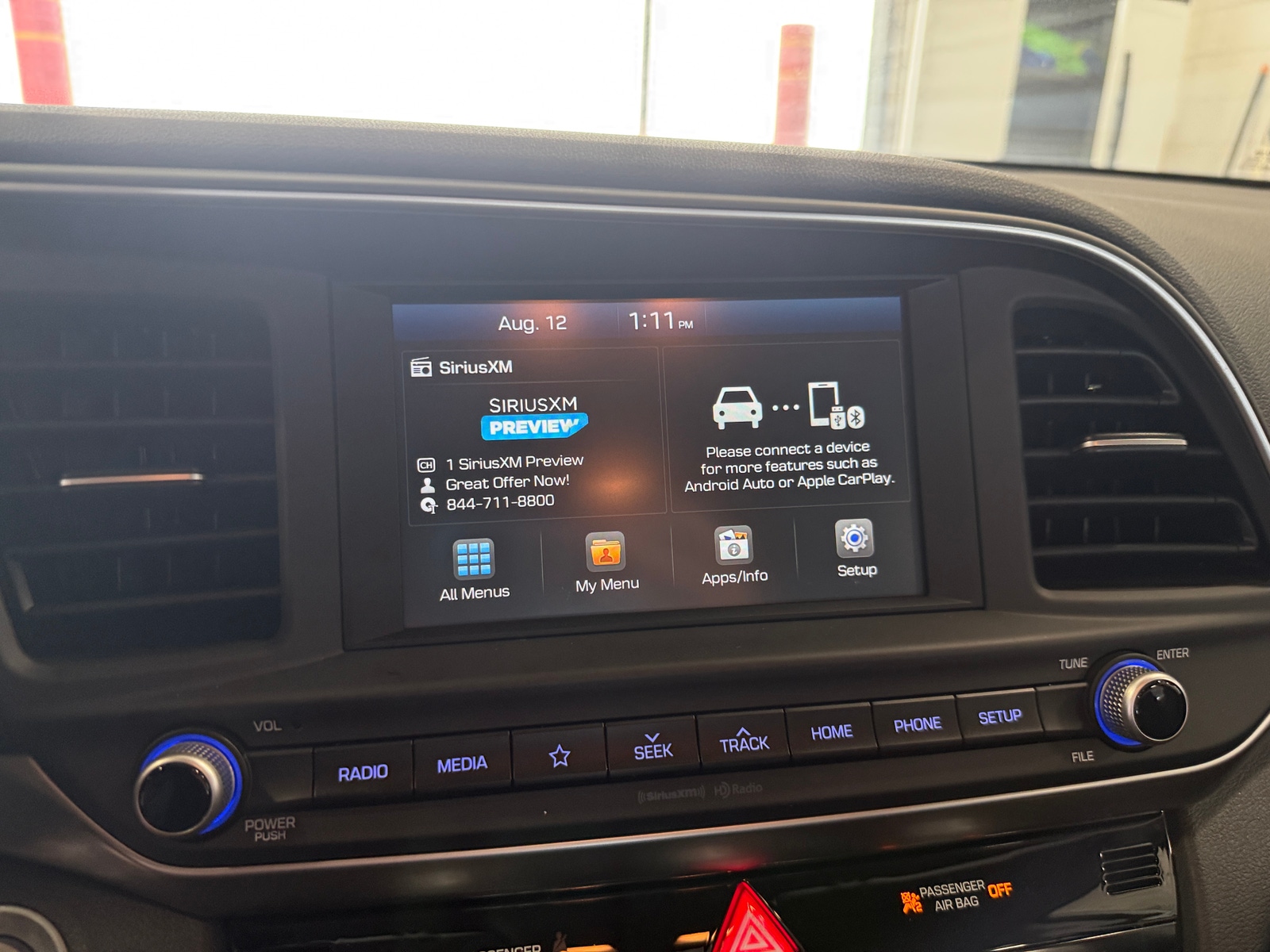 Thumbnail: 2019 Hyundai Elantra - 4